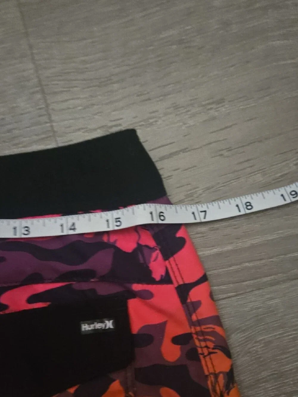 Hurley Multicolor Rainbow Camo Floral Boardshorts 18/29
